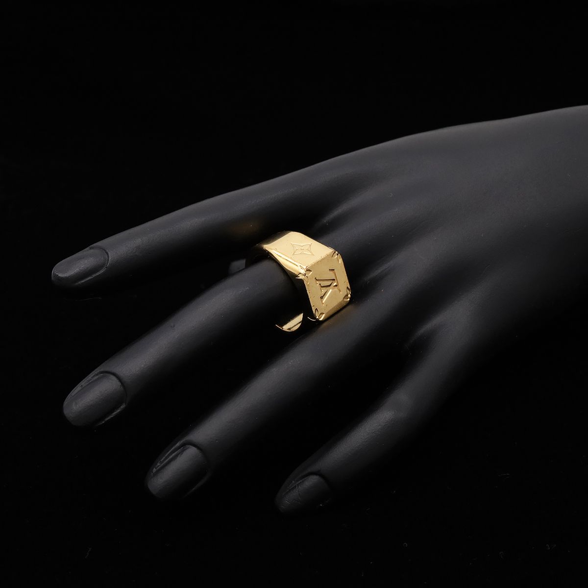 Louis Vuitton Signet Ring Monogram L JP Gold Plated — view 7