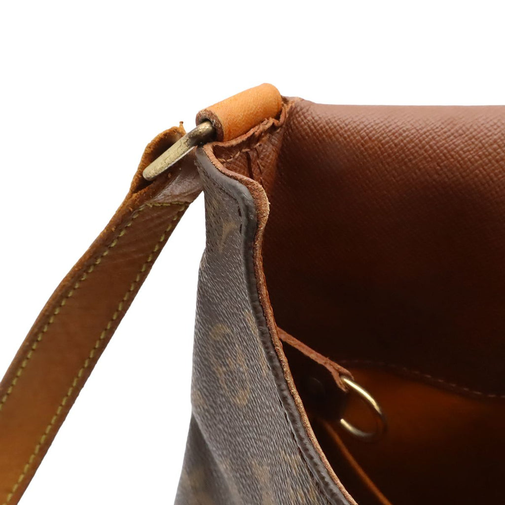 Louis Vuitton Monogram Musette Shoulder Bag — view 6