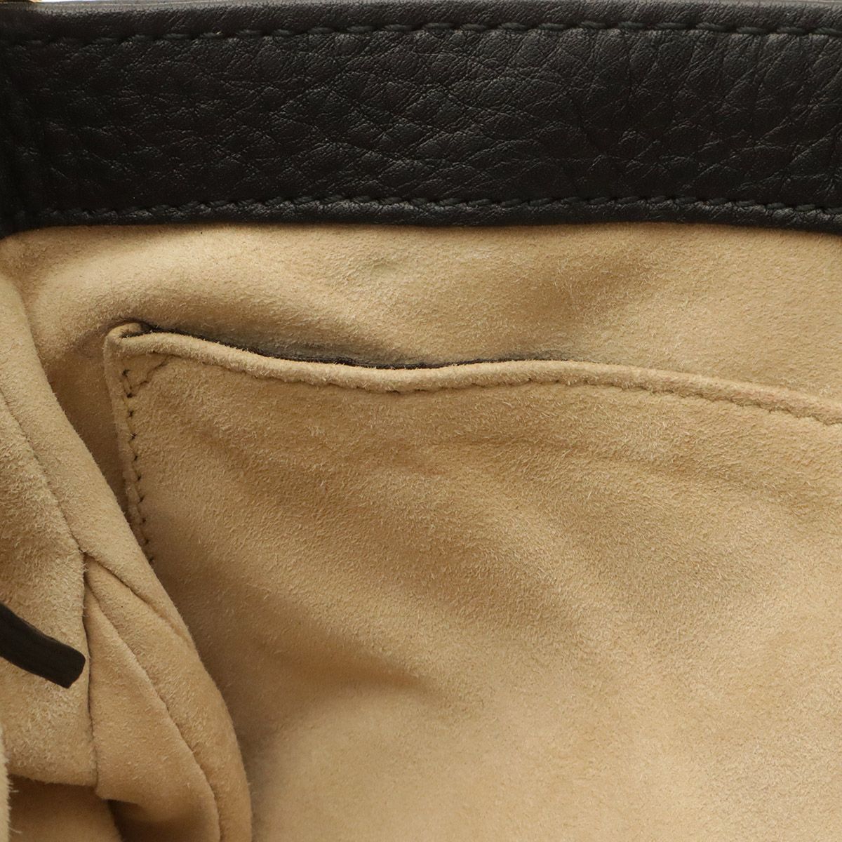 Gucci Interlocking G Double G Chain Shoulder Bag Leather Black Gold — view 8
