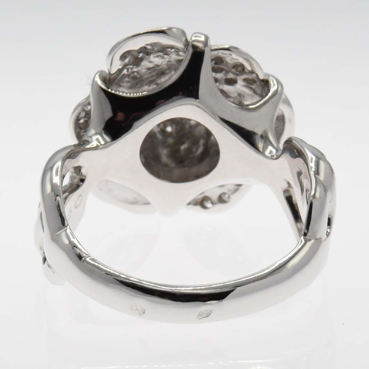 Chanel Camellia Ring 750 Diamond — view 6