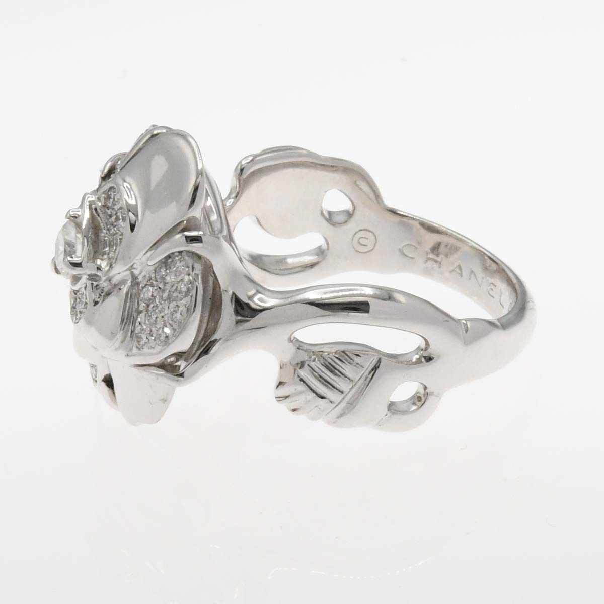 Chanel Camellia Ring 750 Diamond — view 4
