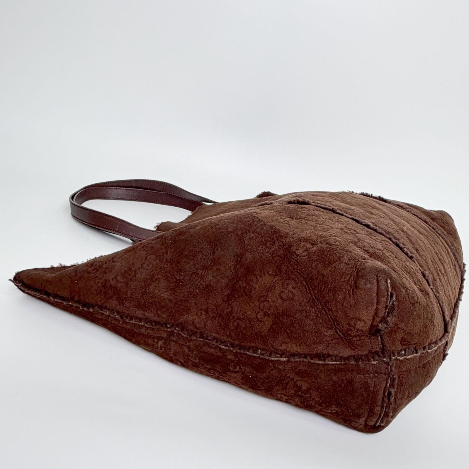 Gucci GG Monogram Pouch Tote Shoulder Bag Shearling Suede Brown Vintage — view 4