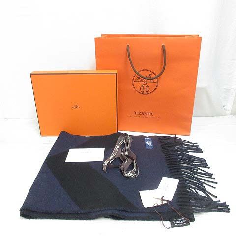 Hermes Casaque Chevron Scarf Shawl Cashmere 100% Navy Black Reversible Fringe — view 2