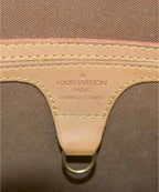 Louis Vuitton Shoulder Bag — view 4