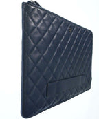 Chanel Clutch Navy — view 6