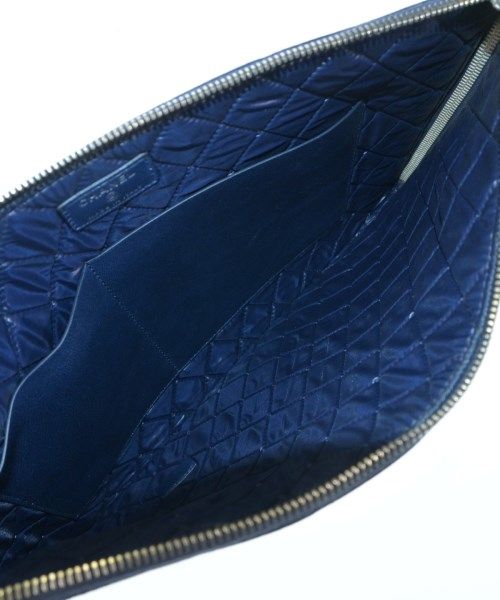 Chanel Clutch Navy — view 3