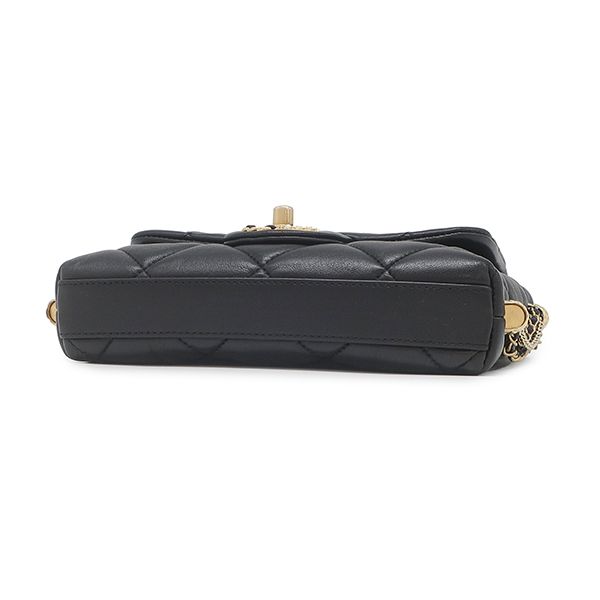 Chanel Shoulder Bag Quilted Pearl CC Logo Lambskin Black Vintage Chain — view 3