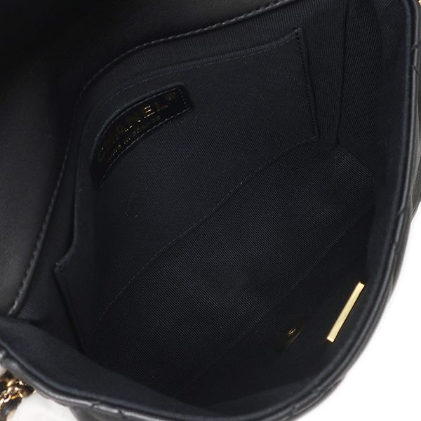 Chanel Shoulder Bag Quilted Pearl CC Logo Lambskin Black Vintage Chain — view 8