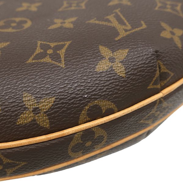 Louis Vuitton Shoulder Bag Pochette Croissant Monogram Canvas Gold Brown — view 4