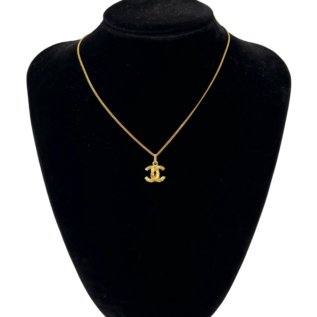 Chanel Comment Available Vintage CC Logo Motif Pendant Gold — view 2