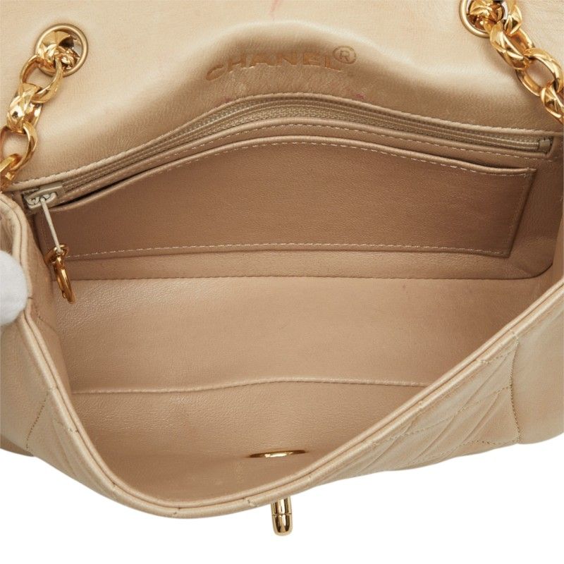 Chanel Diana CC Logo Chain Shoulder Bag Crossbody Beige Gold Lambskin — view 8