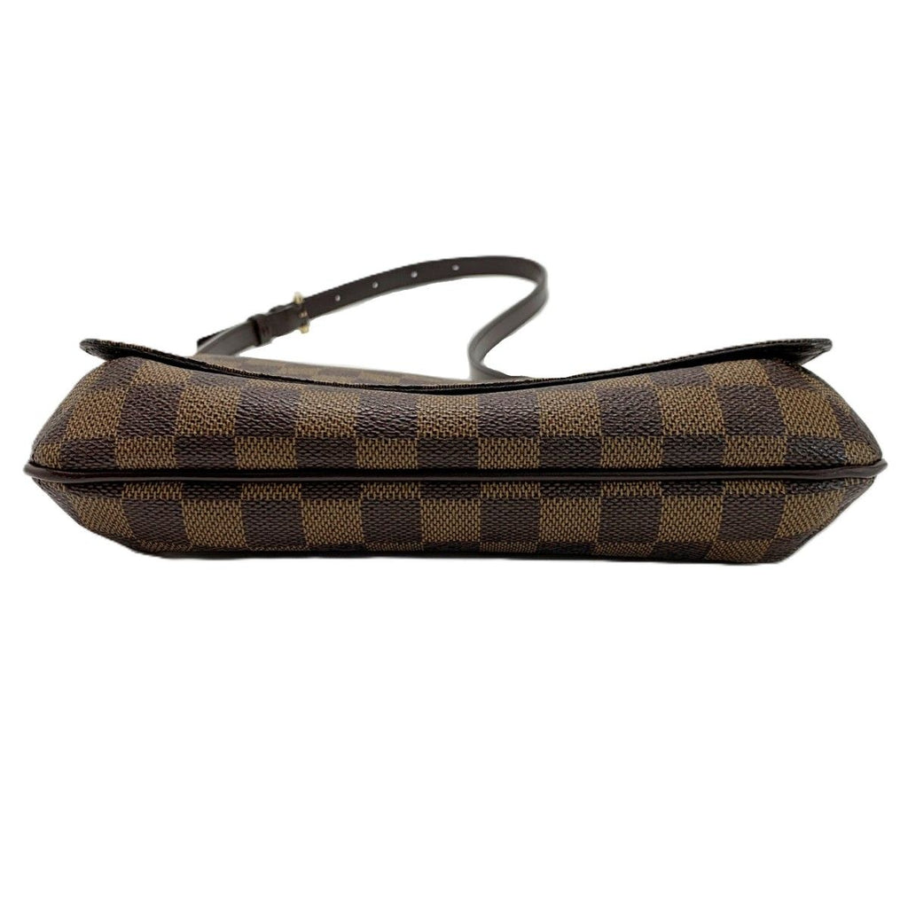 Louis Vuitton Damier Musette Tango Shoulder Bag Gold — view 4