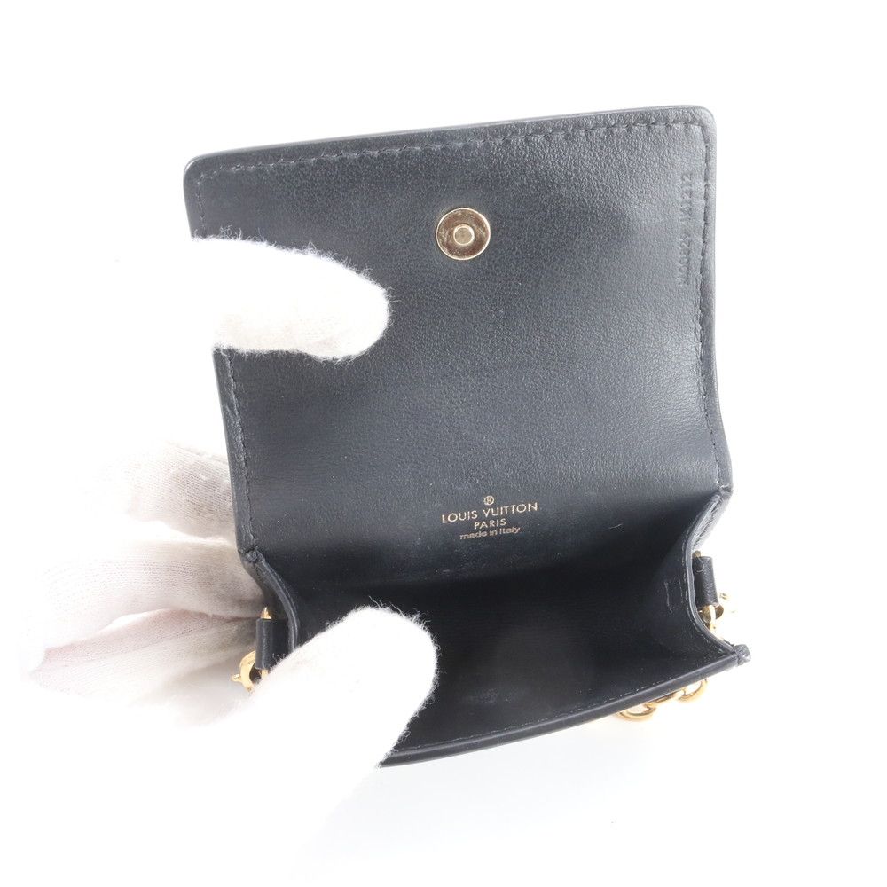 Louis Vuitton Bijou Sac Earphones Holder LV Link Case Airpods Pouch — view 6