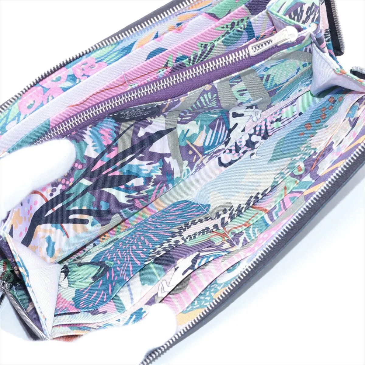 Hermes Azap Long Silk'in Veau Epsom Wallet — view 5
