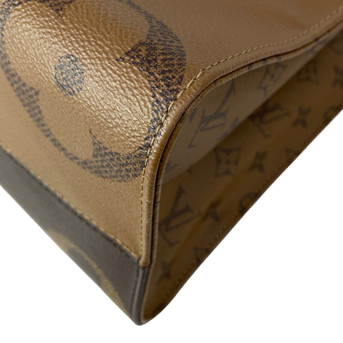 Louis Vuitton Tote Bag Monogram Reverse On The Go MM — view 8