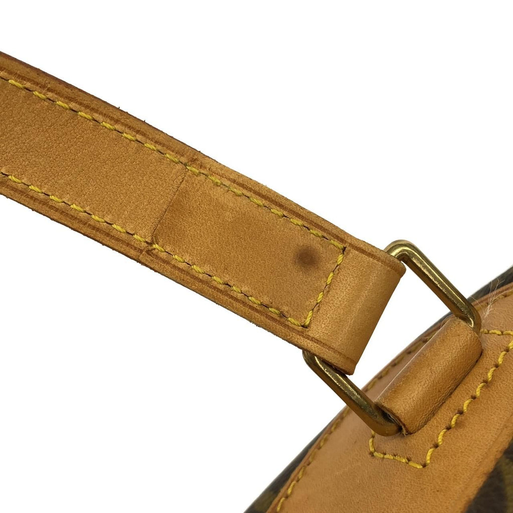 Louis Vuitton Vintage Monogram Excursion Bag — view 6