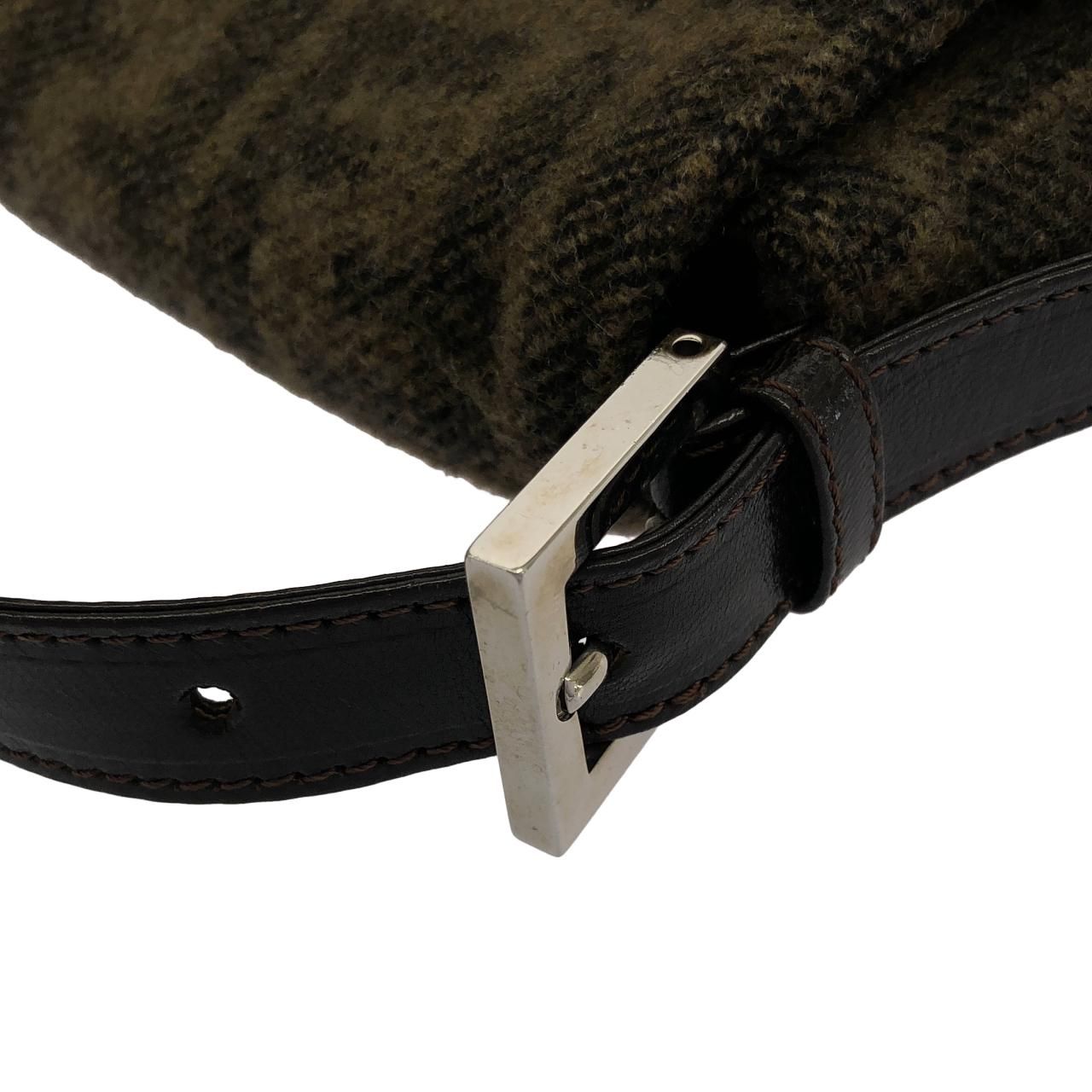 Fendi Vintage Mamma Baguette Shoulder Bag — view 6