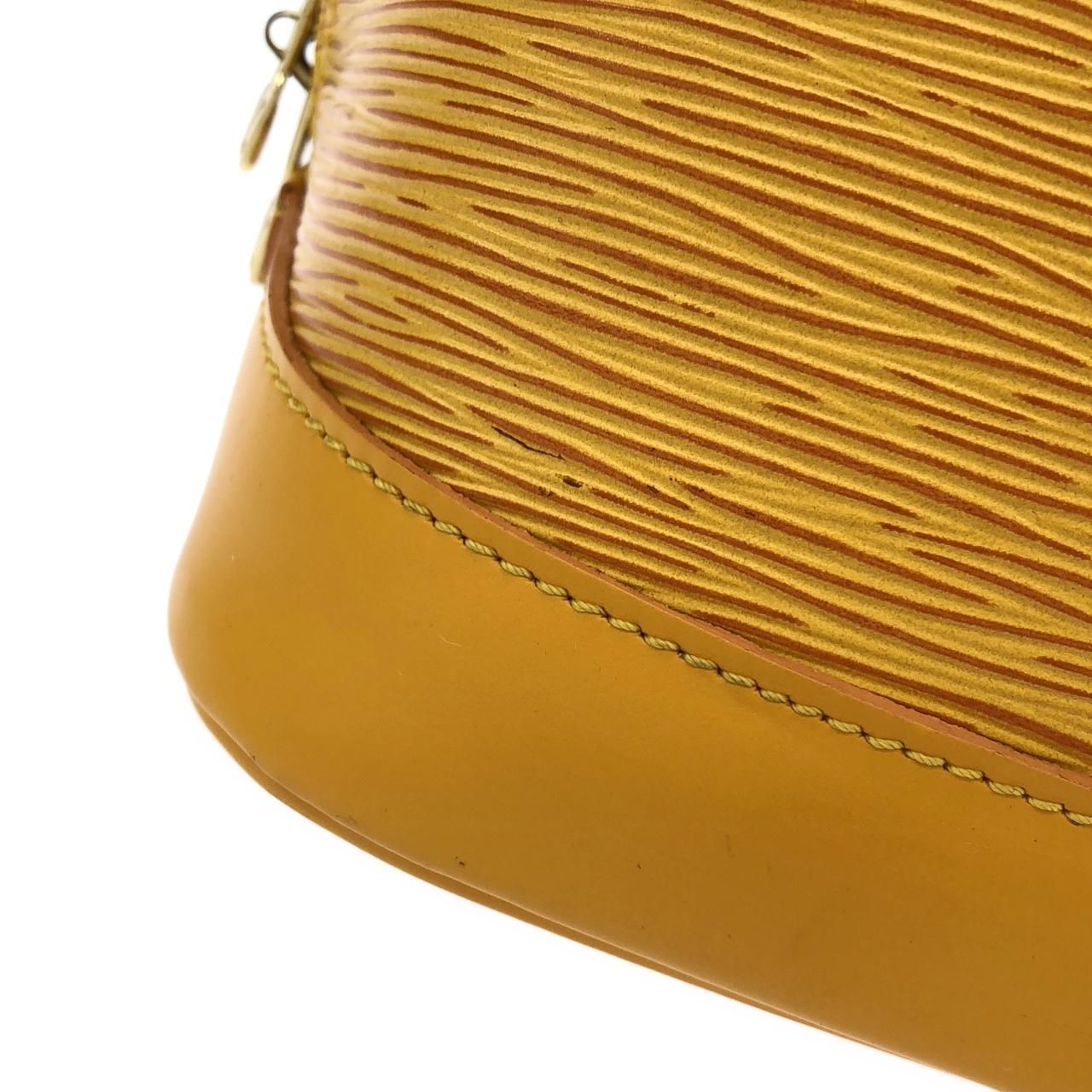 Louis Vuitton Vintage Epi Alma Bag — view 4