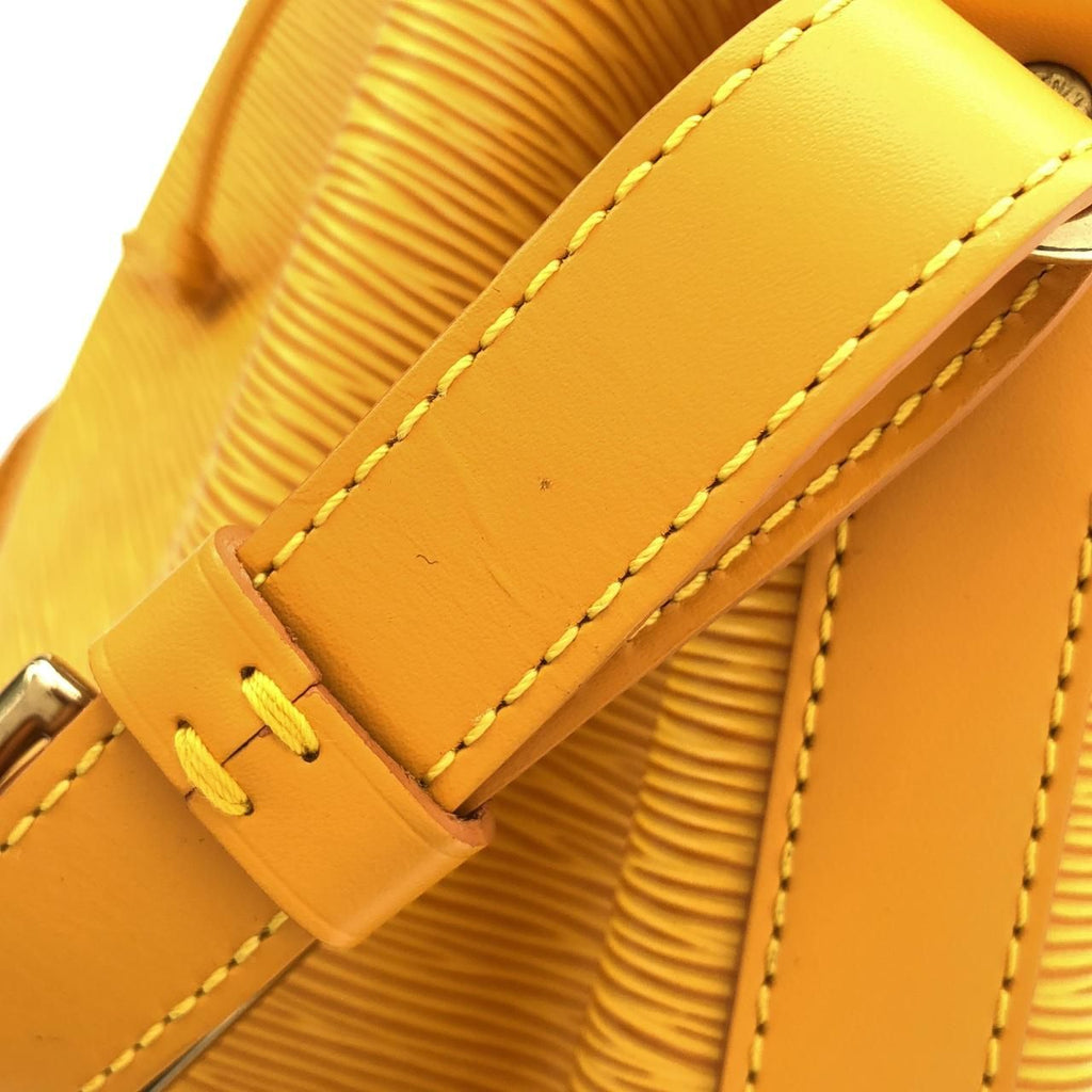 Louis Vuitton Vintage Epi Noe Shoulder Bag — view 7