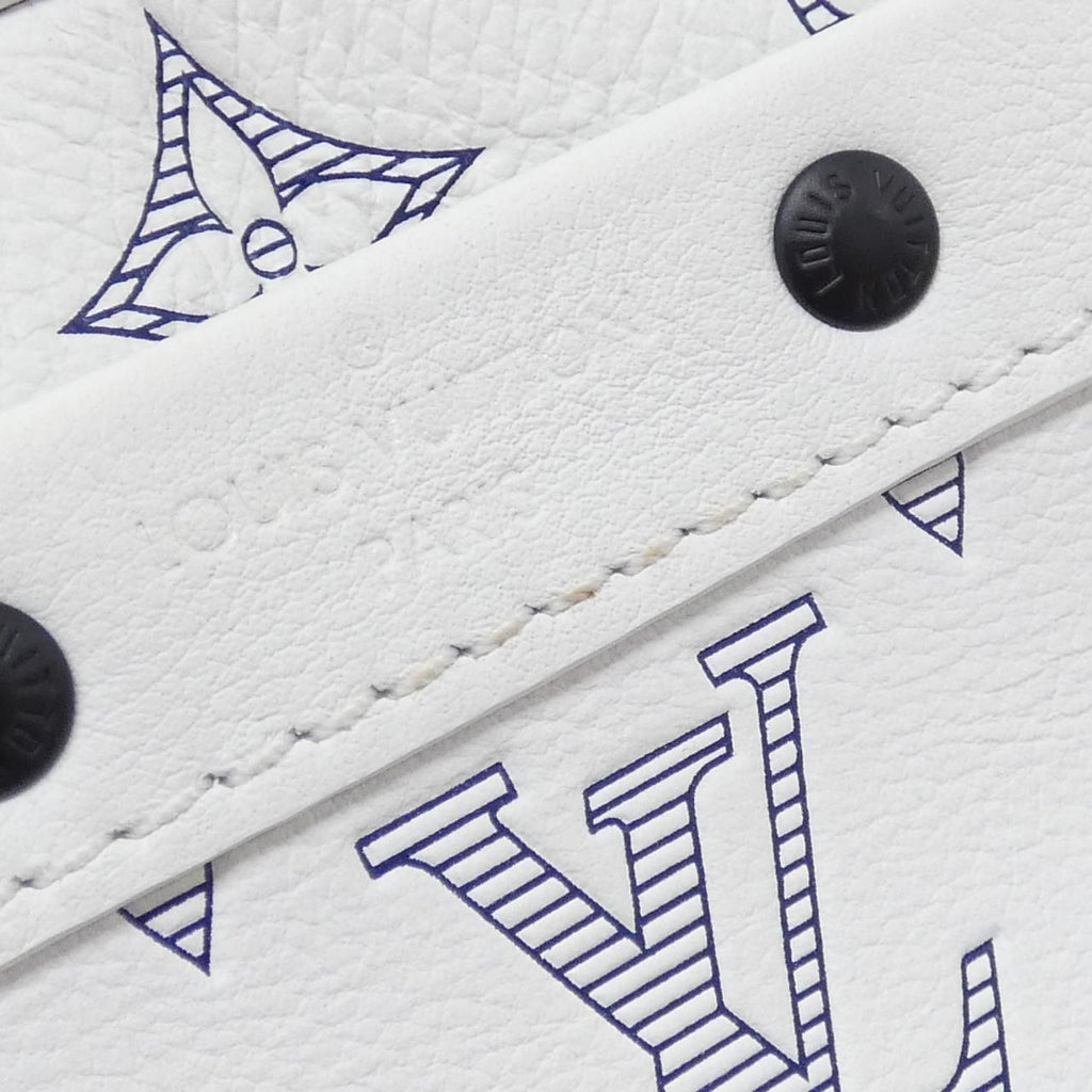 Louis Vuitton Monogram Shadow Alpha Wearable — view 6