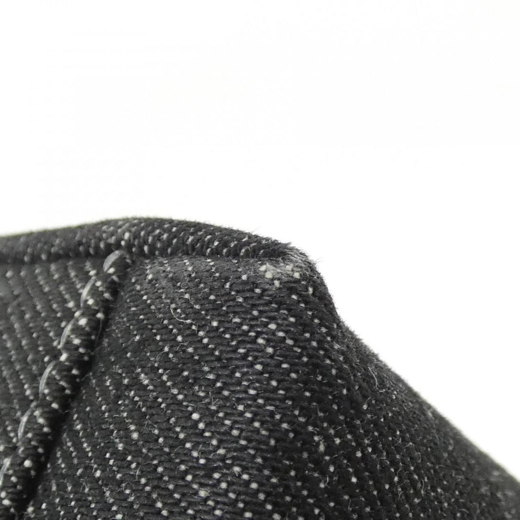 Chanel Vintage Bag Handbag Black — view 3