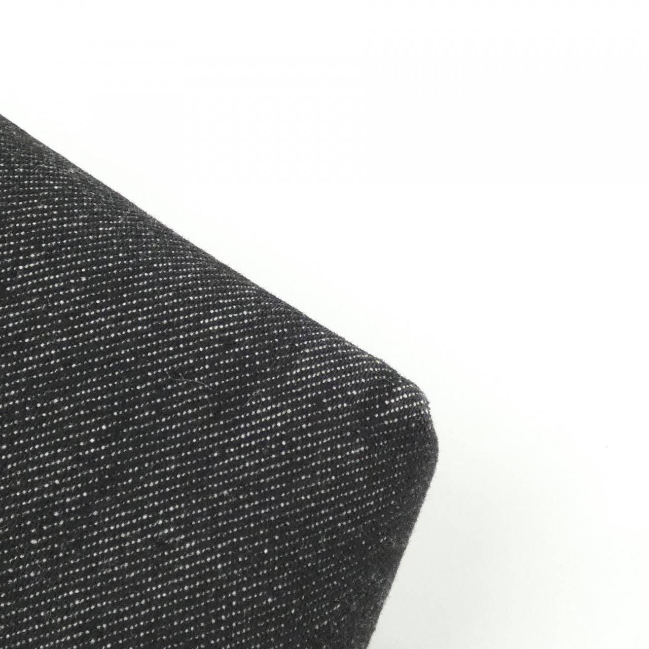 Chanel Vintage Bag Handbag Black — view 4