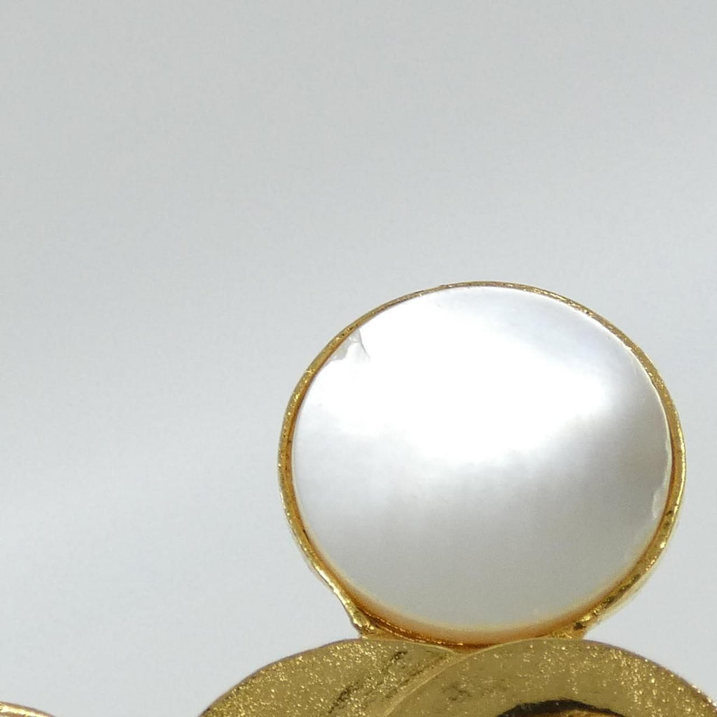 Chanel Vintage Brooch Gold — view 5
