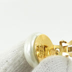 Chanel Vintage Earrings Gold — view 3