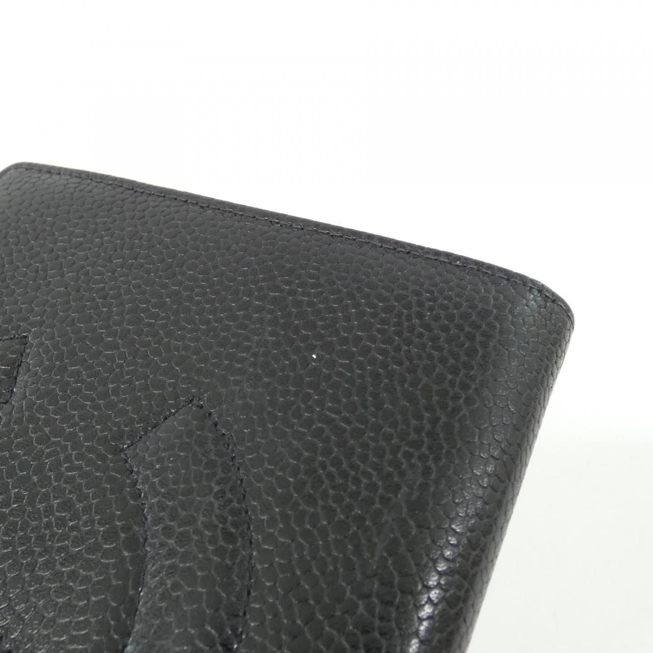 Chanel Vintage Timeless CC Line Wallet — view 3