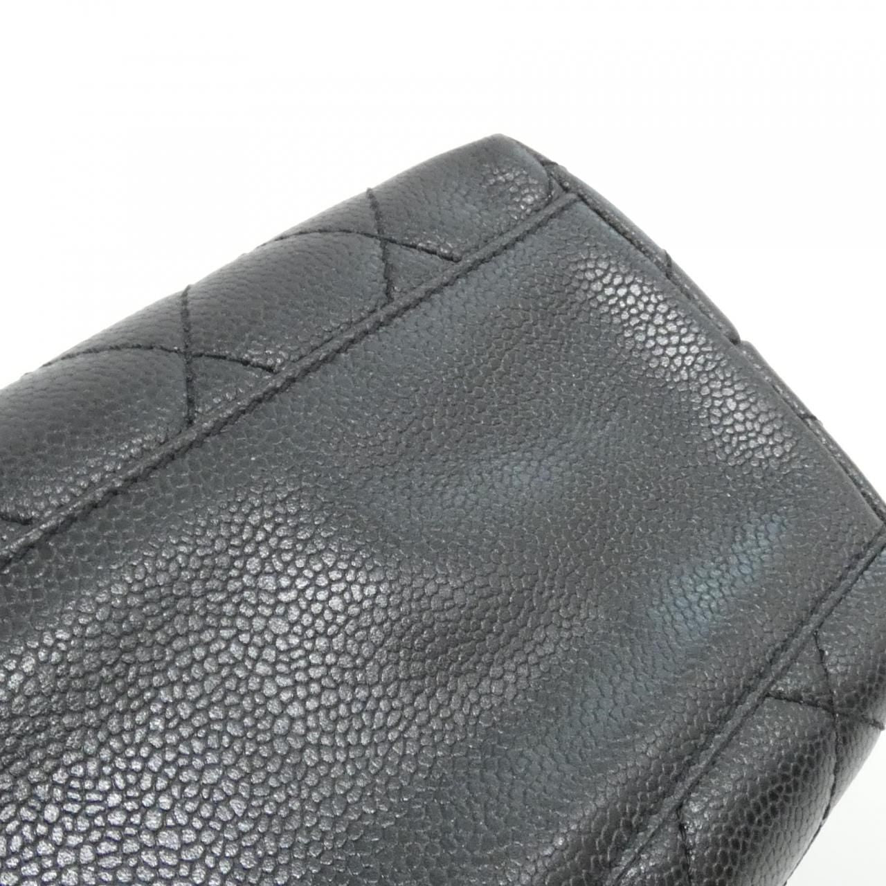 Chanel Vintage Bag Handbag Black — view 3