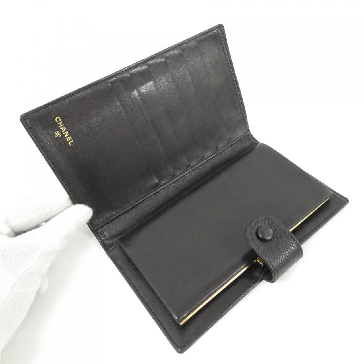 Chanel Vintage Timeless CC Line Wallet — view 5