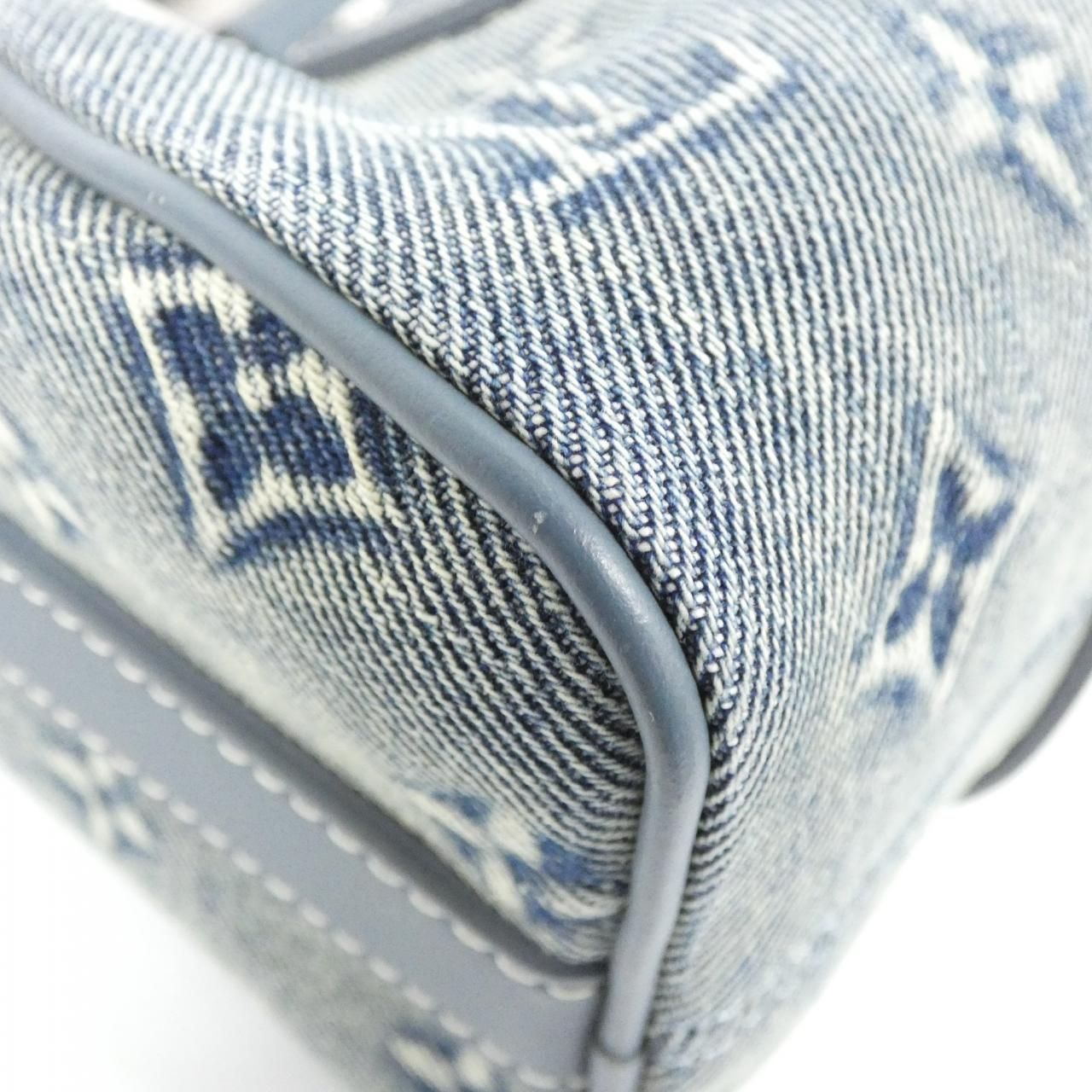 Louis Vuitton Monogram Wash Keepall Bandouliere 25 Boston Bag — view 2