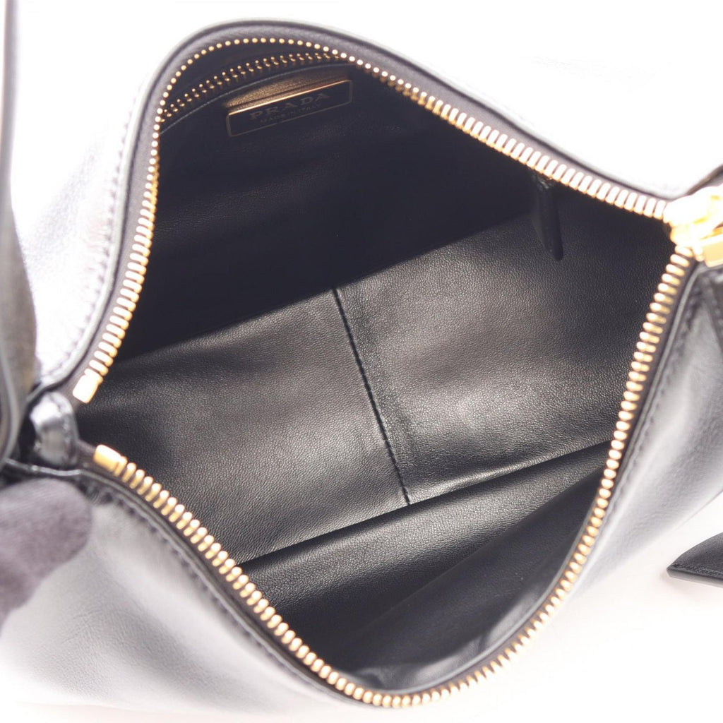 Prada Shoulder Bag Emme Medium Leather — view 3