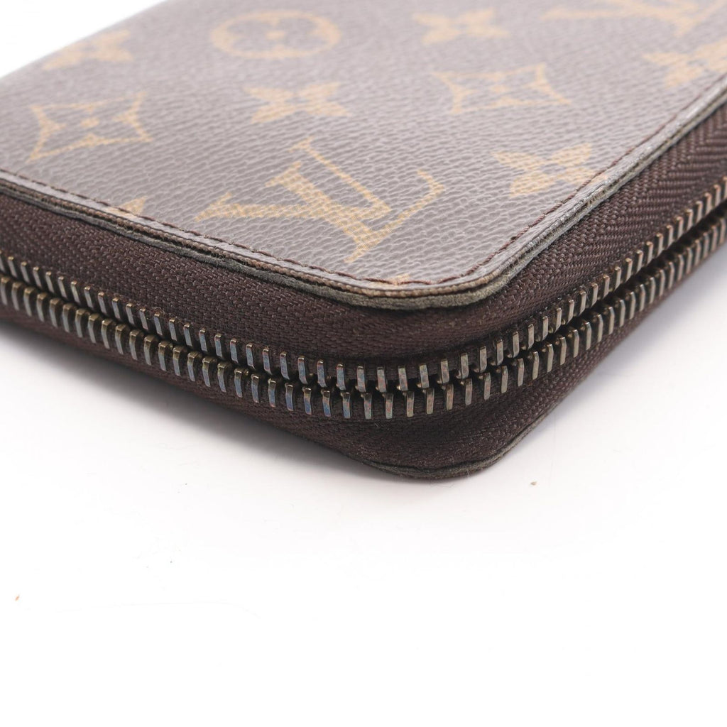 Louis Vuitton Round Wallet Zippy Monogram — view 8
