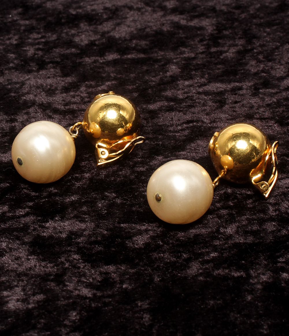 Chanel Earrings CC Logo Faux Pearl — view 5