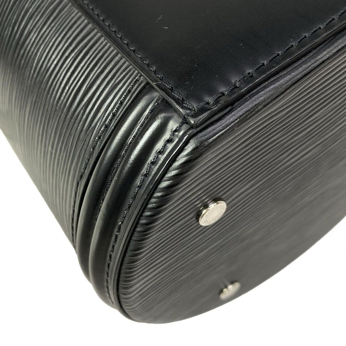 Louis Vuitton Vanity Bag Epi Cannes Noir Leather Cowhide — view 8