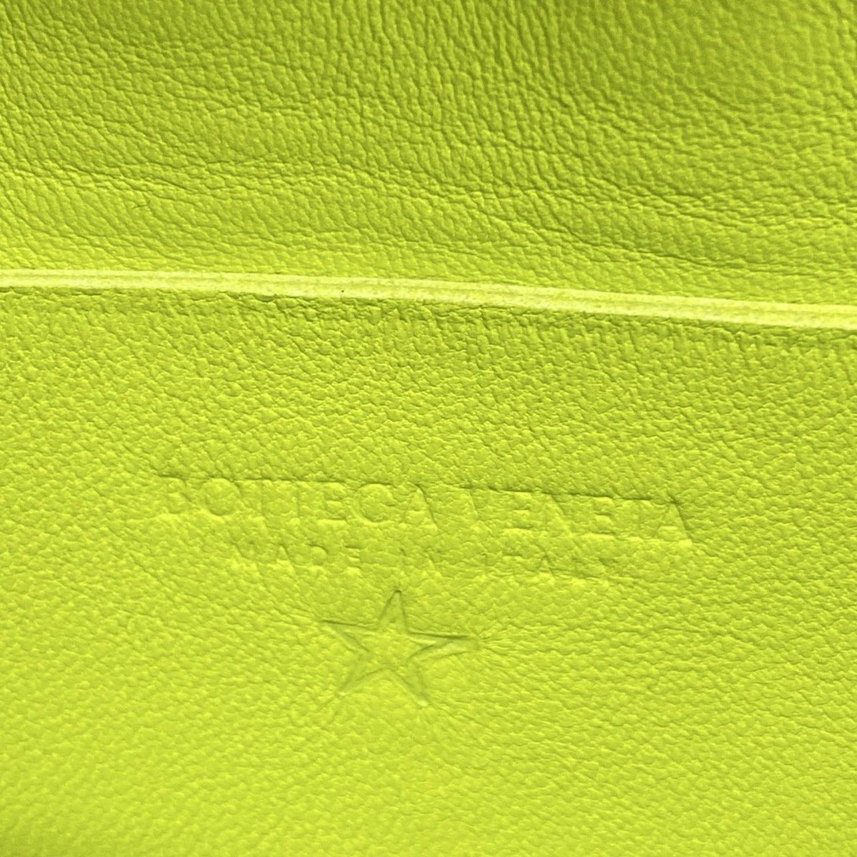 Bottega Veneta Shoulder Bag Cassette Light Green Leather — view 8