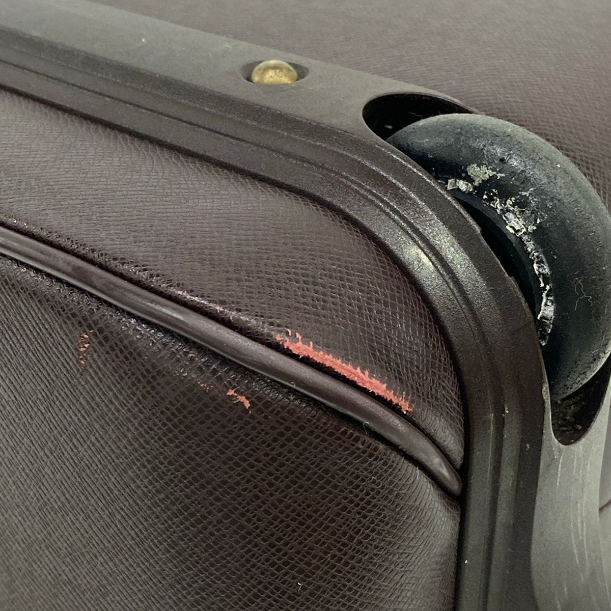 Louis Vuitton Travel Bag Taiga Pegase 60 Acajou Leather — view 6