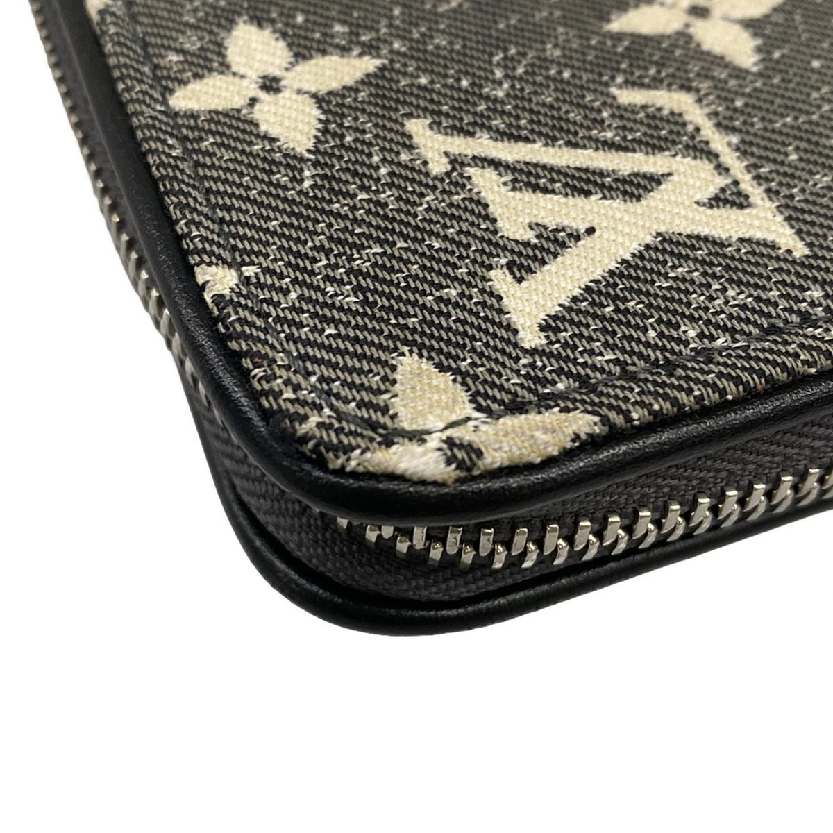 Louis Vuitton Wallet Monogram Jacquard Denim Zippy Gray — view 6