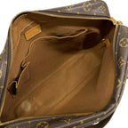 Louis Vuitton Shoulder Bag Monogram Sac Bosphore — view 7