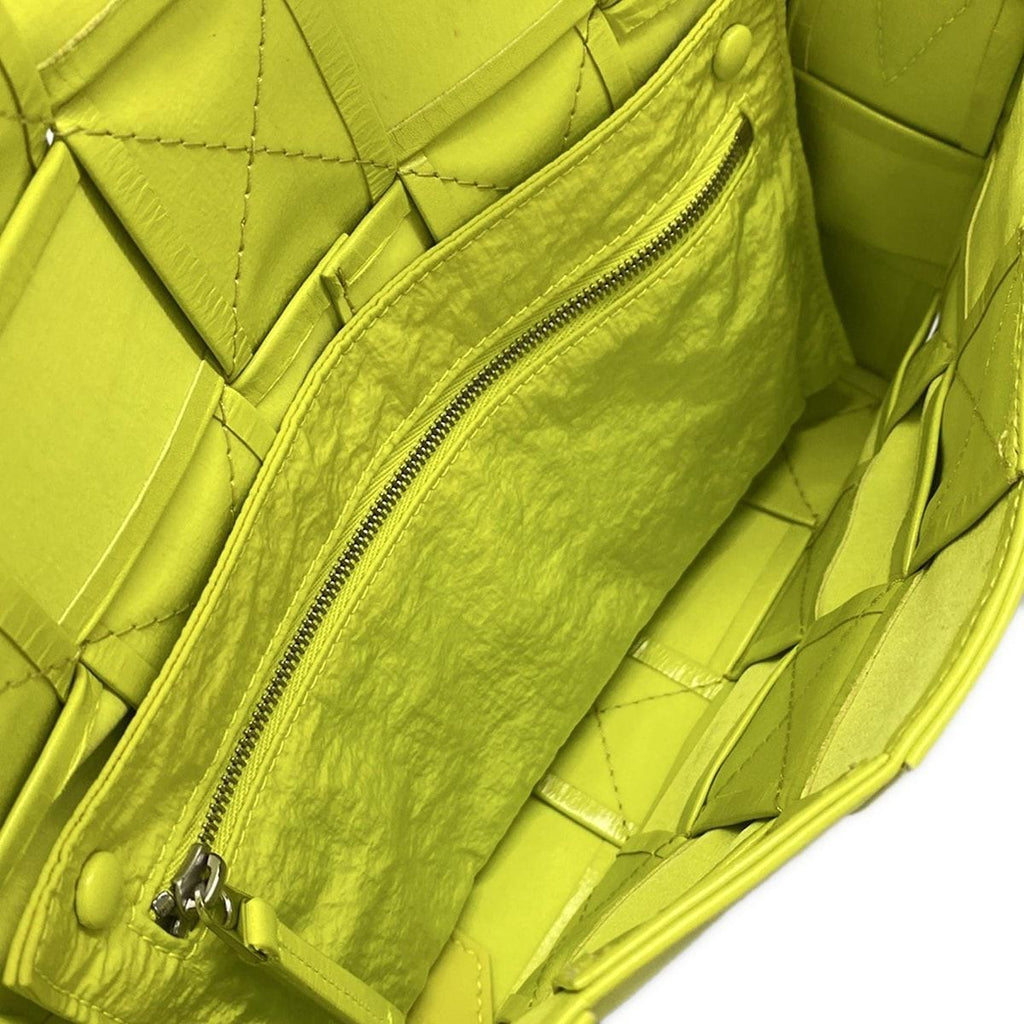 Bottega Veneta Shoulder Bag Cassette Light Green Leather — view 7