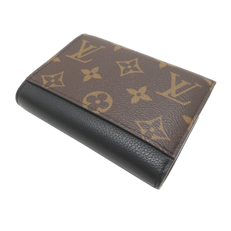 Louis Vuitton Trifold Wallet — view 4