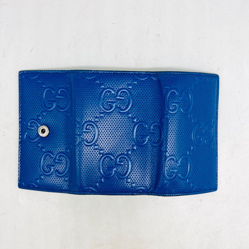 Gucci Embossed Key Case Large GG Blue Key Holder — view 8