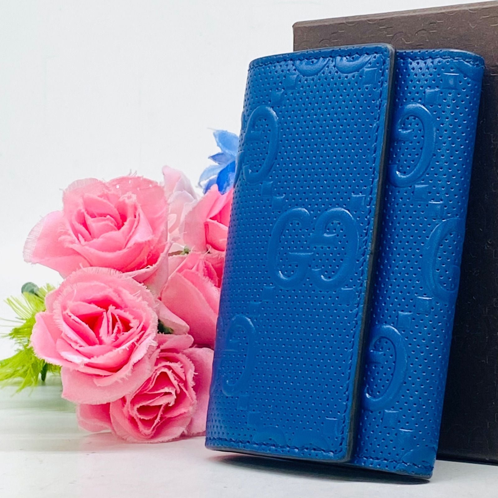Gucci Embossed Key Case Large GG Blue Key Holder