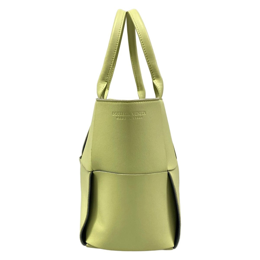 Bottega Veneta Tote Bag the Arco Light Green Leather — view 2