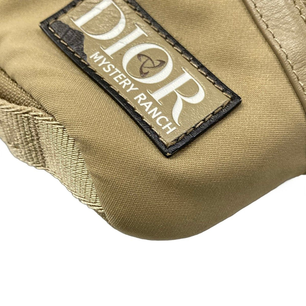 Dior Shoulder Bag Mystery Lunch Beige Collaboration — view 6