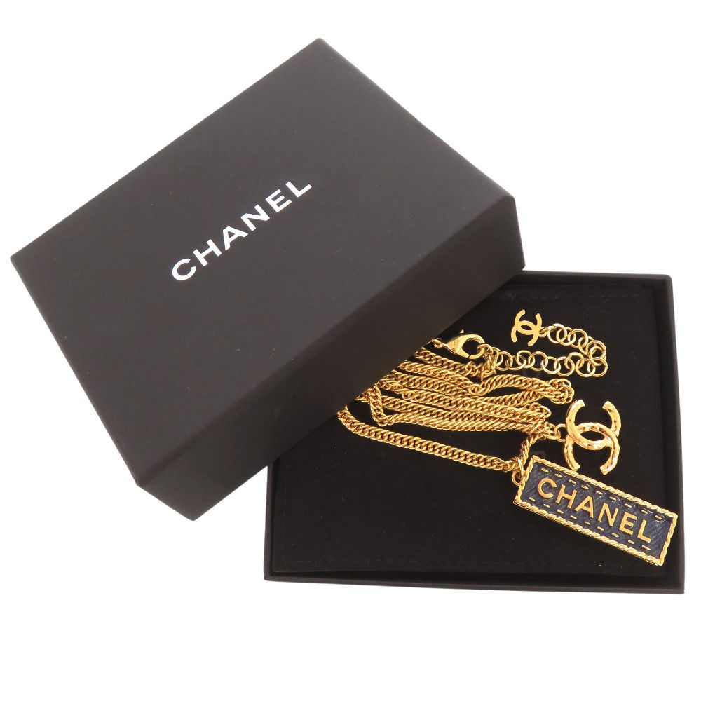 Chanel CC Logo Plate Necklace Metal Enamel Gold — view 2