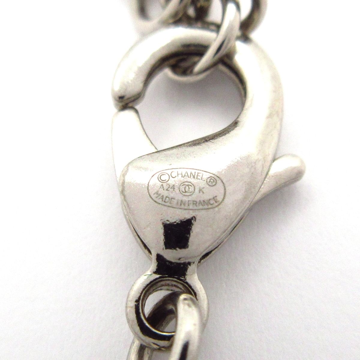 Chanel Necklace CC Logo Silver — view 5