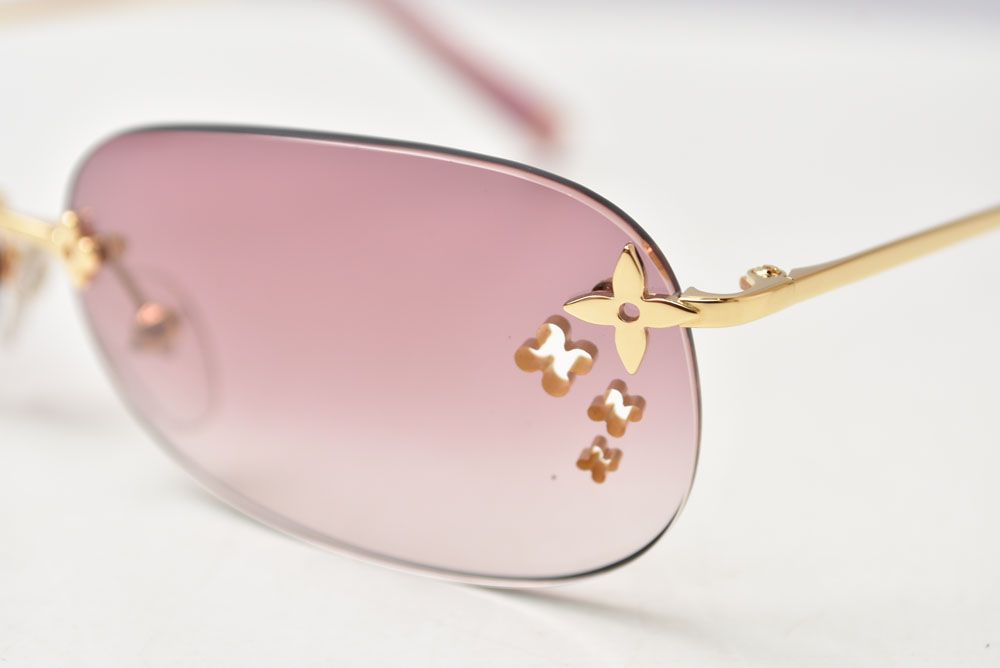 Louis Vuitton Sunglasses Eyewear Desmayo Rectangle Pink Gold Acetate Metal — view 4