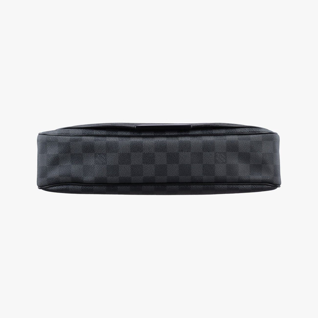 Louis Vuitton Daniel GM Noir Damier Graphite — view 3
